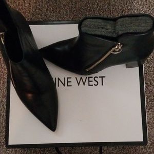 Nine West Russity Zippered 3" Booties